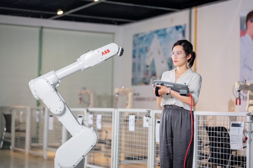 IRB 1300 d’ABB : une gamme de petits robots rapides et puissants pour les espaces confinés